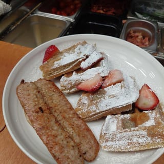 Waffle n Sausage