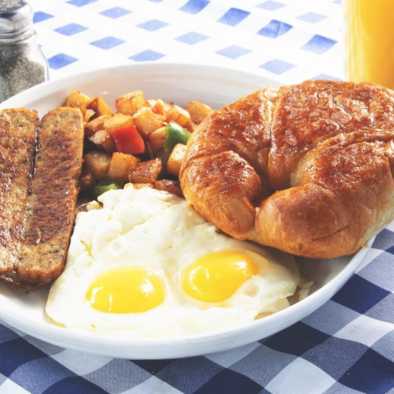 Delicious Grits: A Southern Brunch Staple